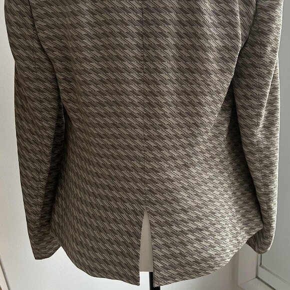 Giorgio Armani Taupe Geometric-Jacquard Linen Blend Blazer – IT 44 - US 8 - Picture 9 of 13